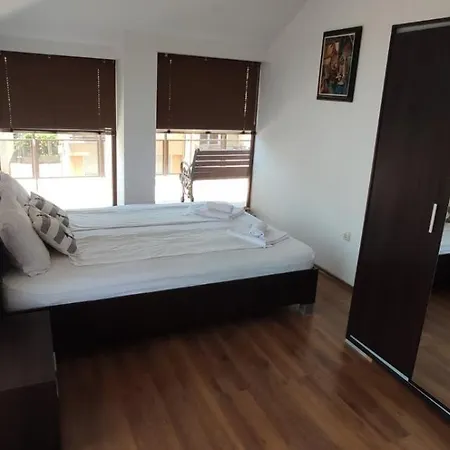 Apartment модерен в сърцето на *