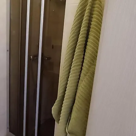 Apartament модерен в сърцето на *